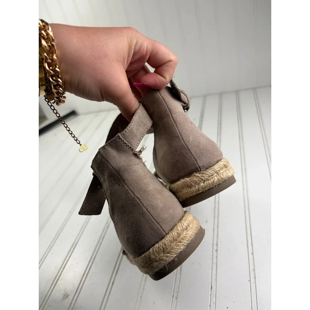 A.N.A Blaze Taupe Faux Suede Espadrille Ankle Strap Sandals Women's Size 7